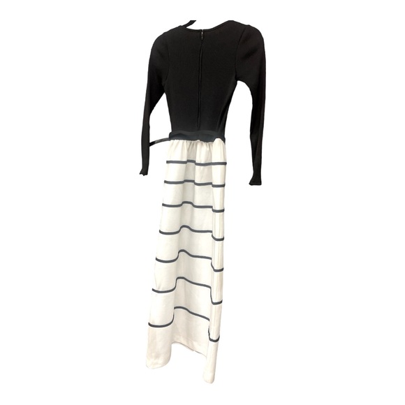 Ayres Unlimited  Vintage 70's  Modest Black and Cream Maxi Dress W/Knit Bodice - Picture 2 of 6